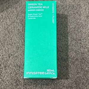 Innisfree Green Tea Ceramide Milk Essence - Green